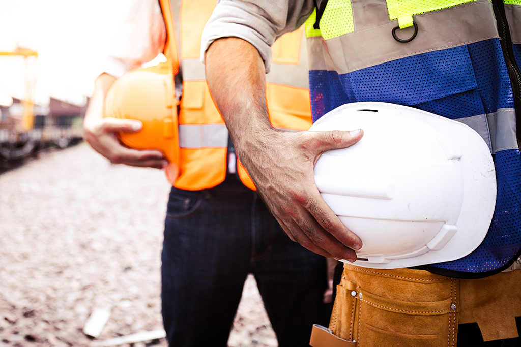 Construction-workers-generic.jpg